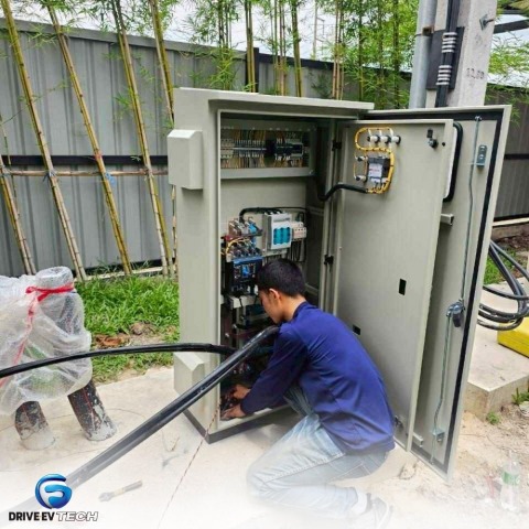 เดินสายไฟชาร์จรถ EV